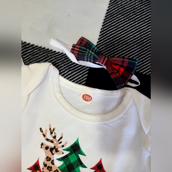 📢📢📢Free With Any Purchase📢📢📢Holidays outfit 🎄🎅 - Picture 7 of 7